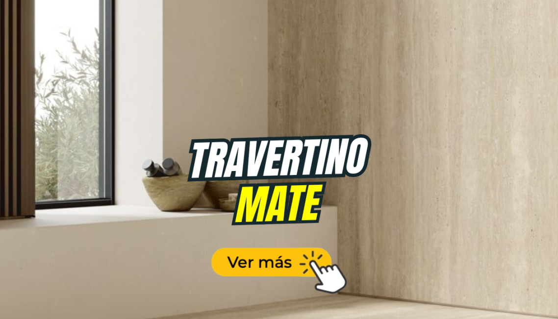 Texto destacado "TRAVERTINO MATE" sobre un fondo de pared clara con elementos decorativos.